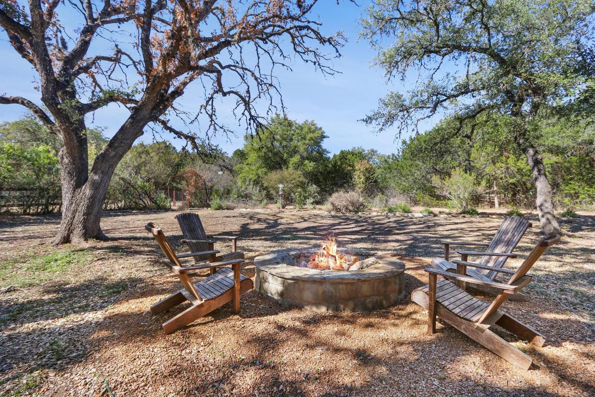 Red Donkey Cottage Wimberley Εξωτερικό φωτογραφία